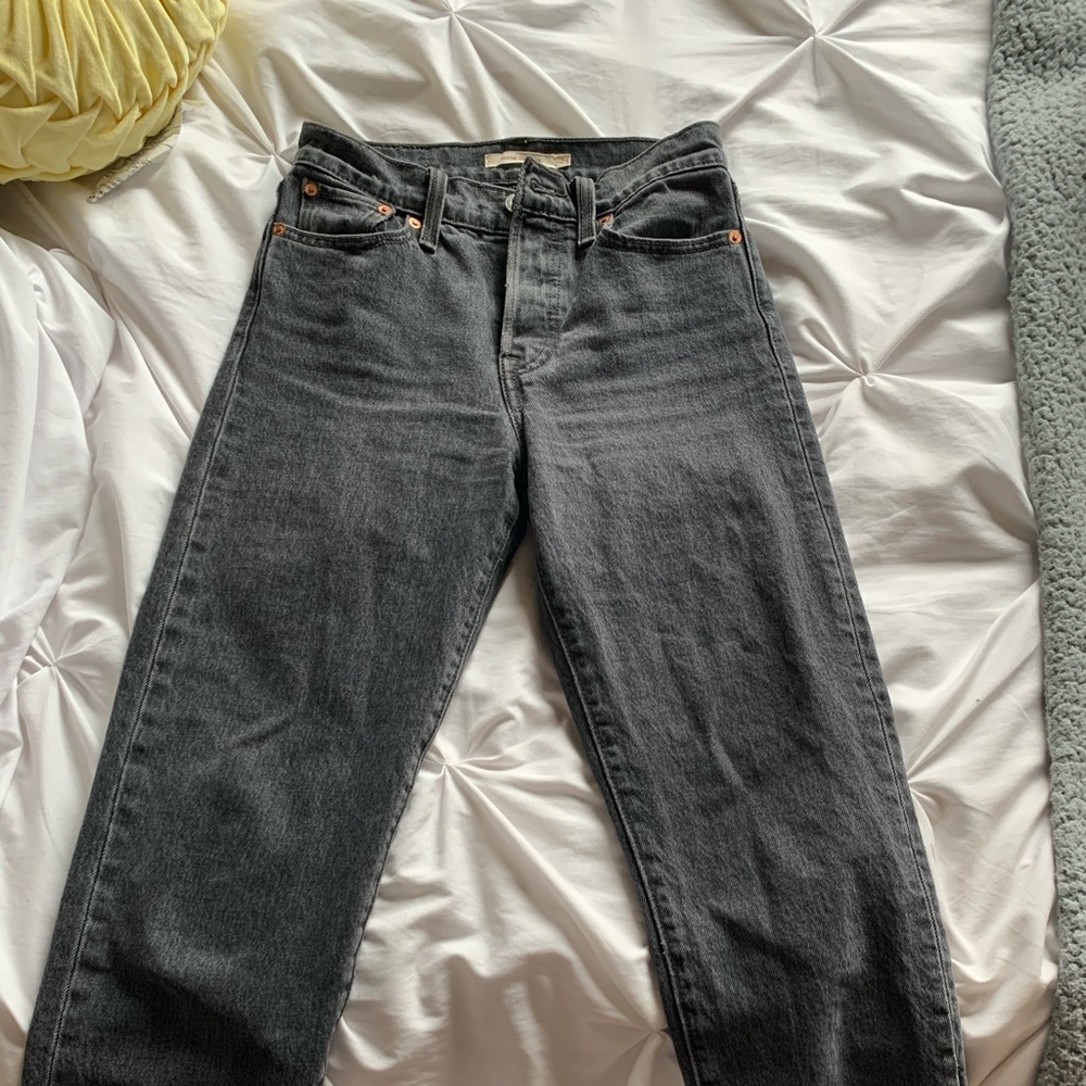 Levis 501 Wedgie Fit Size 24